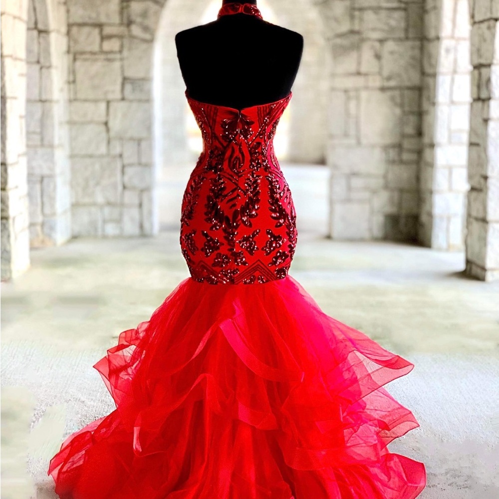 Size 6 mermaid pageant dress